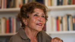 Лучана Кастеллина Лучана Кастеллина
