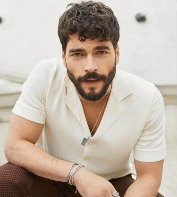 Akin Akinozu