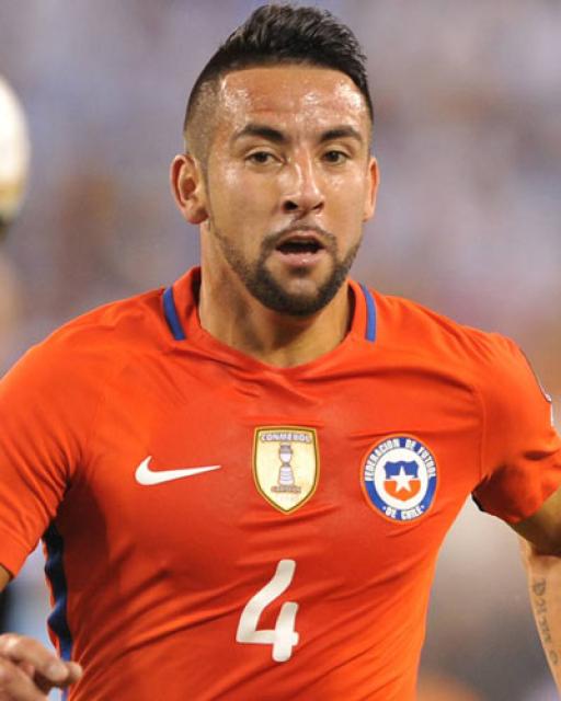 Mauricio Isla photo Mauricio Isla