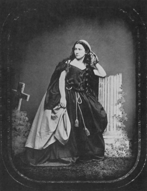Charlotte Wolter