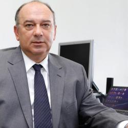 Хари Костов