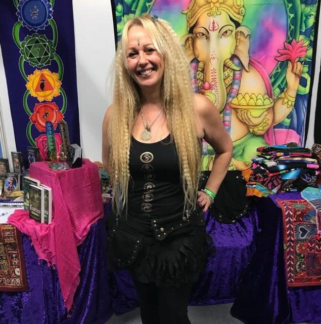 Flavia Peters photo Flavia Peters